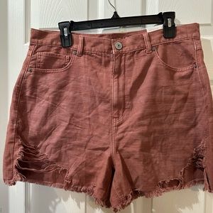 NWT AMERICAN EAGLE - SIZE 16 - HIGH RISE MOM SHORTS - NWT